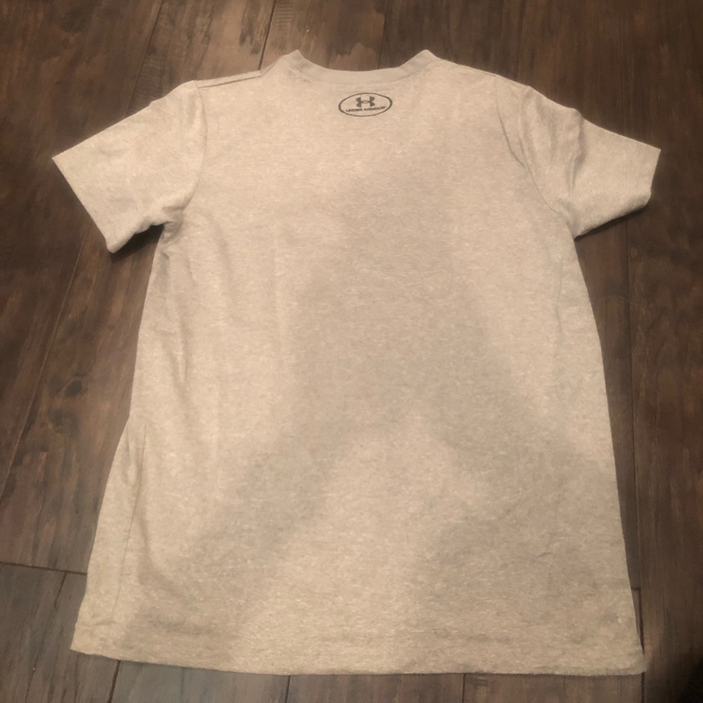 Under Armor t shirt - Picture 2 of 3